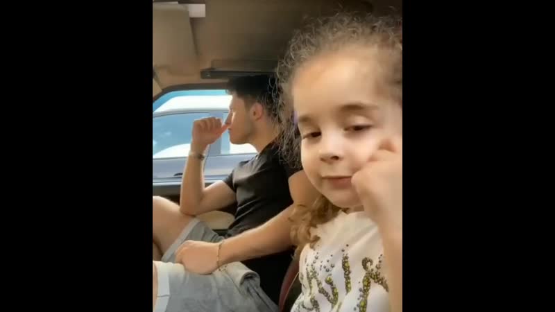 Porno qizlar qogirchoqlar kabi