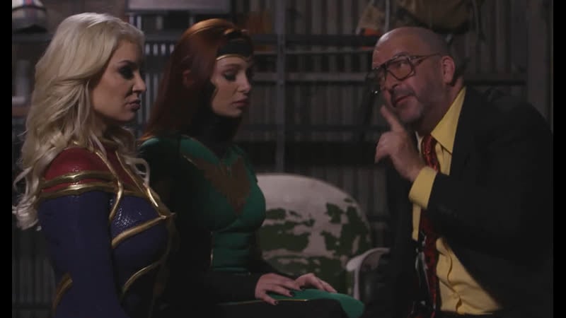 Капитан "горячая чикса" (супергеройское кинцо 18+, на русском)