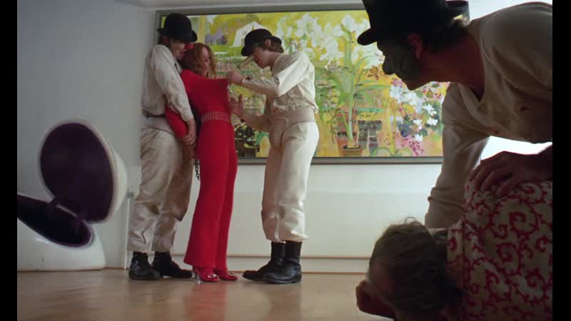 Ростовтағы жезөкшелер мен жезөкшелер Көзілдірік киген студентпен порно