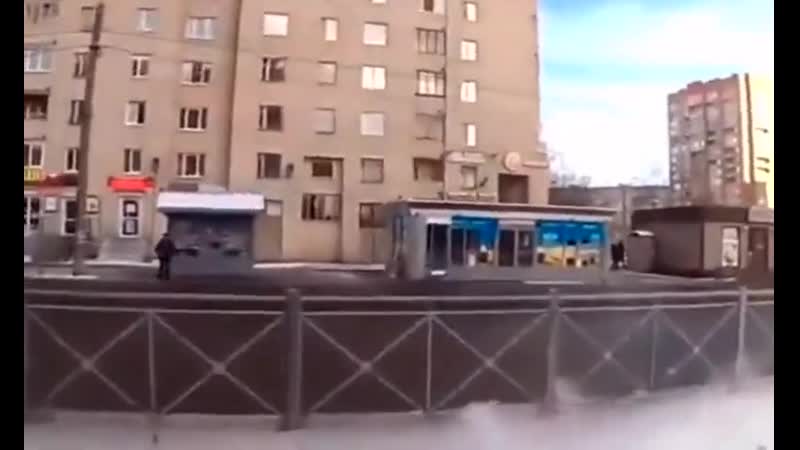 Перепутала педали