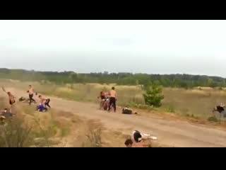 Стенка на стенку