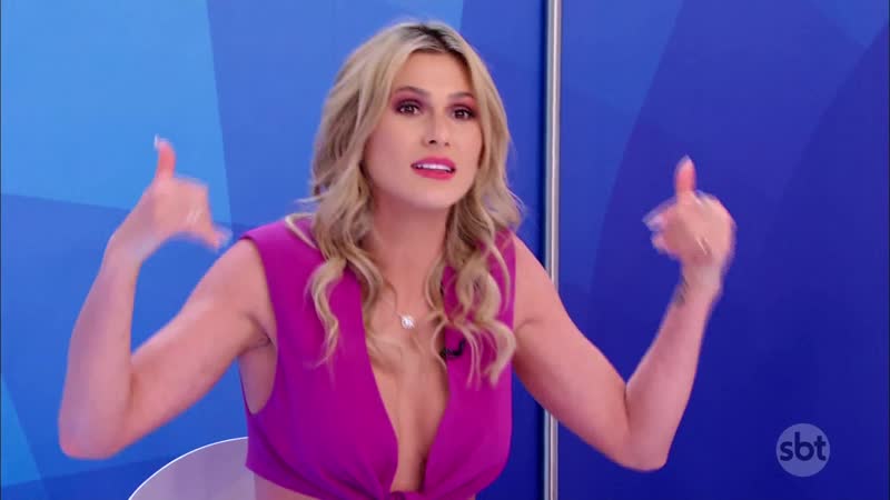 Lívia andrade vestido rosa