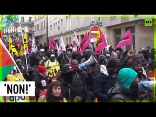 Protesters rally against new law on immigration in france