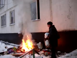 Мародёр пиздит пожитки у душевнобольной бирюлёво западное