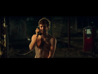 Thomas middleditch in search party (1) mp4