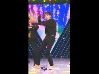 [k fancam] 뉴이스트 민현 직캠 'love me' (minhyun fancam) l @musicbank 191101