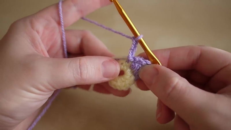 Crochet how to crochet a puff flower bella coco