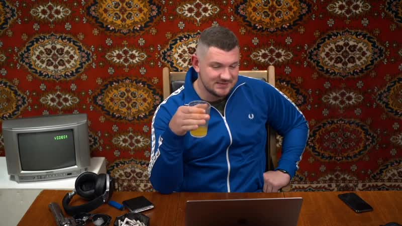 Голая задница смешнее чем это гавно [стас бомбит/стас комментатор]