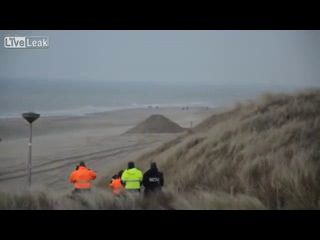 Подрыв глубоководной мины времен второй мировой