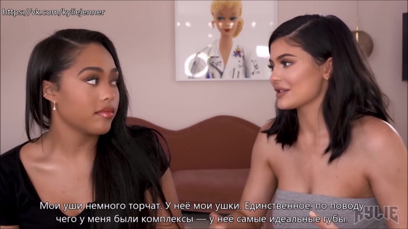 Русские субтитры | вопрос ответ с кайли и джордин | youtube канал кайли дженнер | 2018