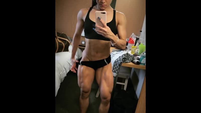 Juliana mota(мощные бедра )