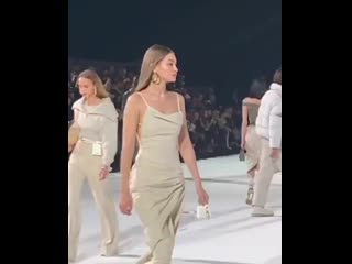 January 18 gigi hadid walking for jacquemus fall winter 2020/21 show