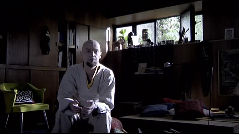 ”влюбленный тома” //2000, фантастика, трагикомедия// пьер поль рендер