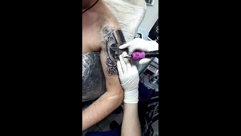 Продолжаем черепуху красить