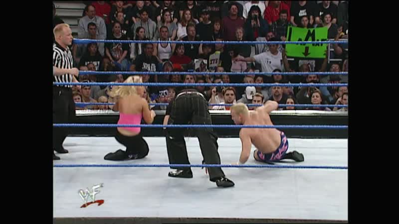 Wwf smackdown matt hardy &amp; lita vs crash holly &amp; molly holly