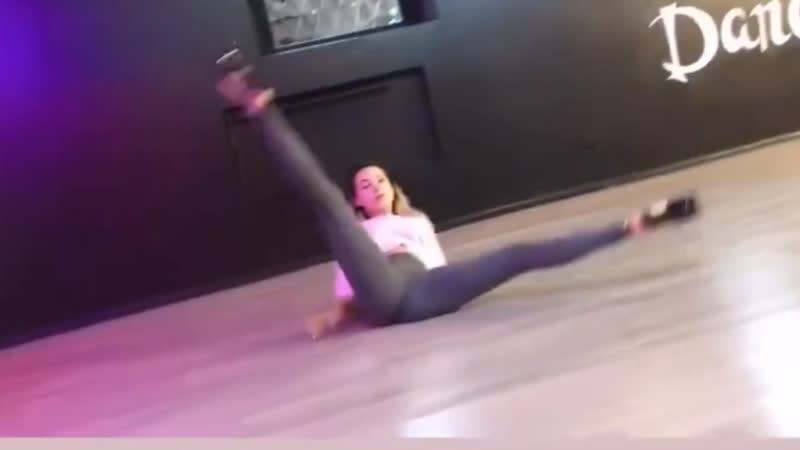 Милена чижова любит, когда на неё дрочат