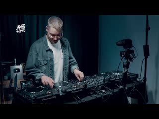 James hype live stream #stayhome #withme