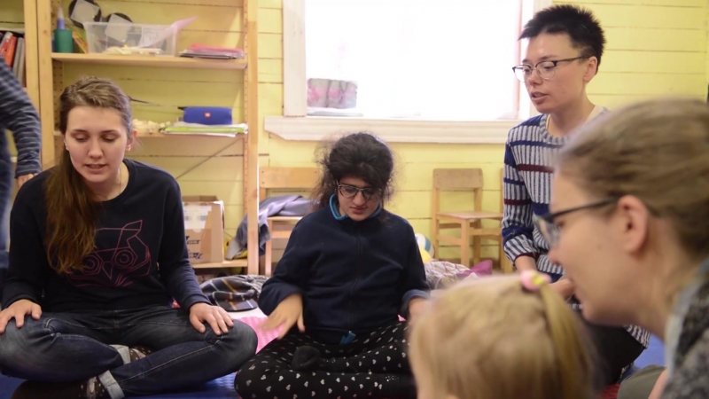 Инвалиды, пожилые люди, молодые