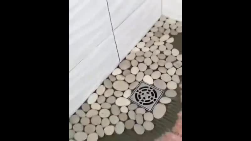 Яжехозяин l галька на полу в душевой кабине