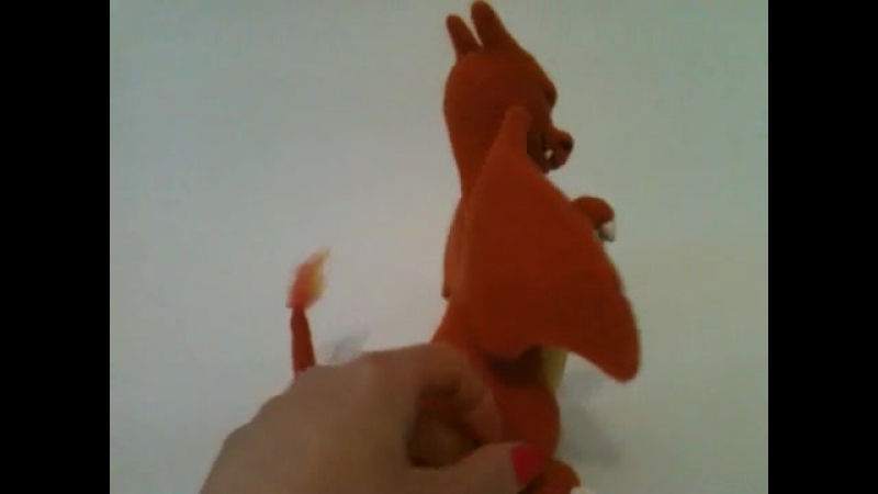 Покемон charizard