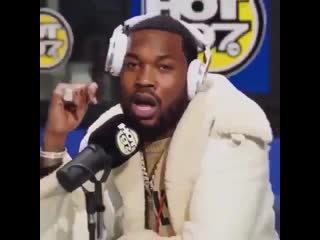 Worldstar hip hop / wshh on instagram “#fff #meekmill hitting them bars!! 🔥 or 💩? #flashbackfreestylefriday