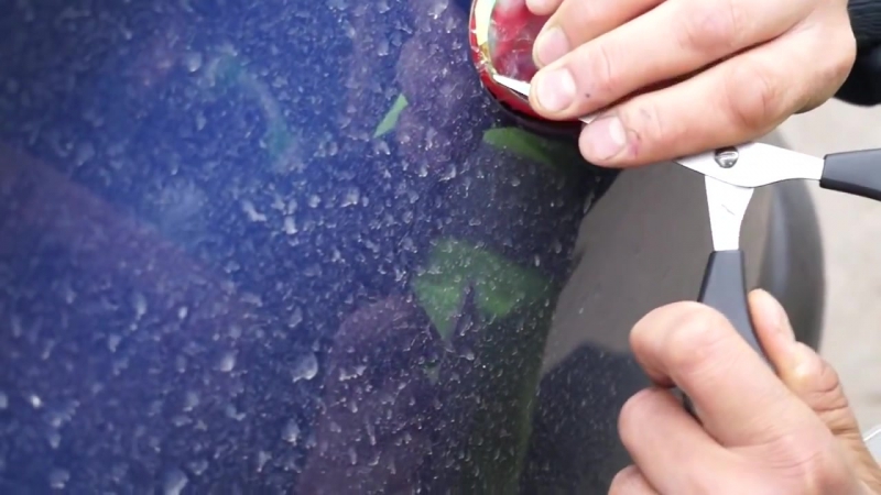 Беспредел на посту дпс гаишник царапает фары