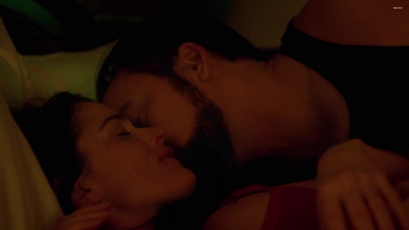 Робин танни (robin tunney sex scenes in "looking glass" 2018)