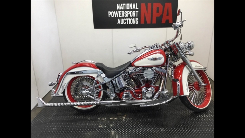 Красный красавчик не продан лот 3225