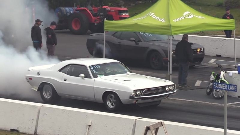 Dodge porn video – Dodge challenger 72 года vs dodge demon