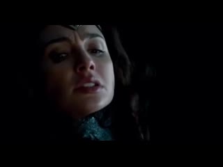 Grab wonder woman's throat