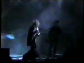 The cure live in paris, omnisports de bercy 1989 07 09