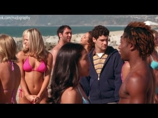 Шелби феннер (shelby fenner) и другие девушки в фильме "джильи" (gigli, 2003, мартин брест)