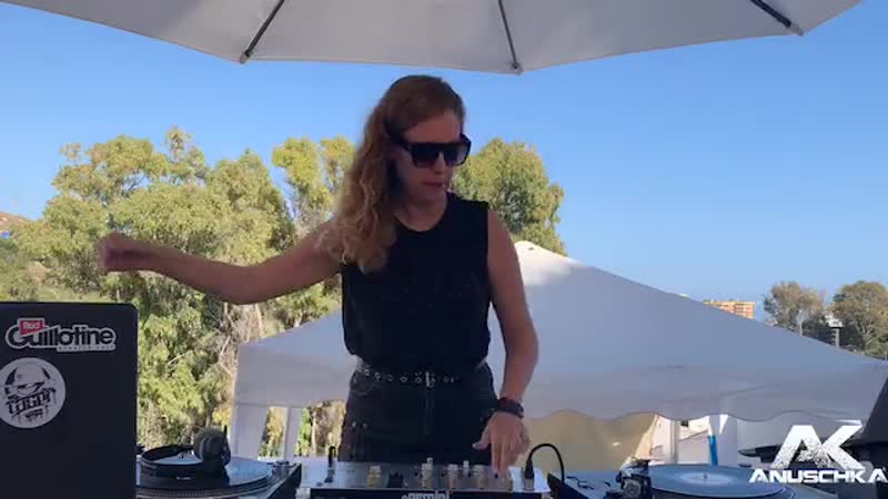 Anuschka live stream 10/07/2020