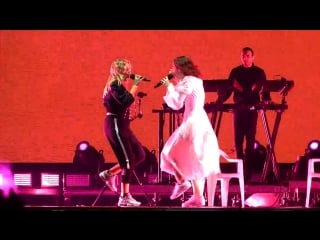 Lorde & tove lo homemade dynamite (live at osheaga music festival)