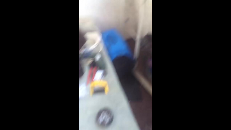 Жена изменила мужу и попросила помочь вынести чемоданы