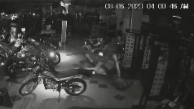 Сакраменто, калифорния ночная "распродажа" мотоциклов "ямаха"