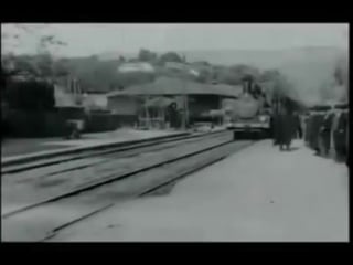 Arrival of a train at la ciotat, 1895 (lumière brothers)