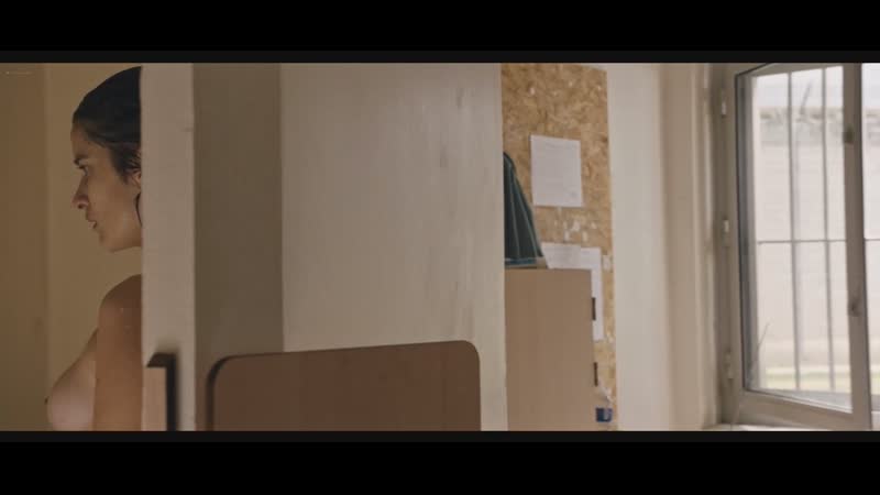 Ребекка мардер (rebecca marder hot scenes in "de grandes espérances" 2022)