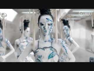 190119 cai xukun "wait wait wait" mv