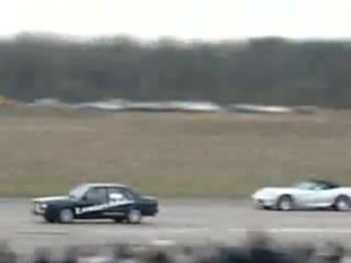 Audi 80 b2 lastochka vs dodge viper