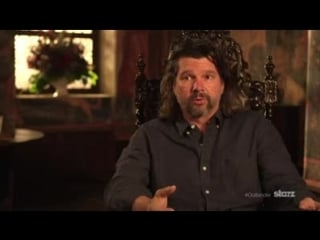 On set interview with caitriona balfe, lotte verbeek and ron d moore – 1×11 spoilers