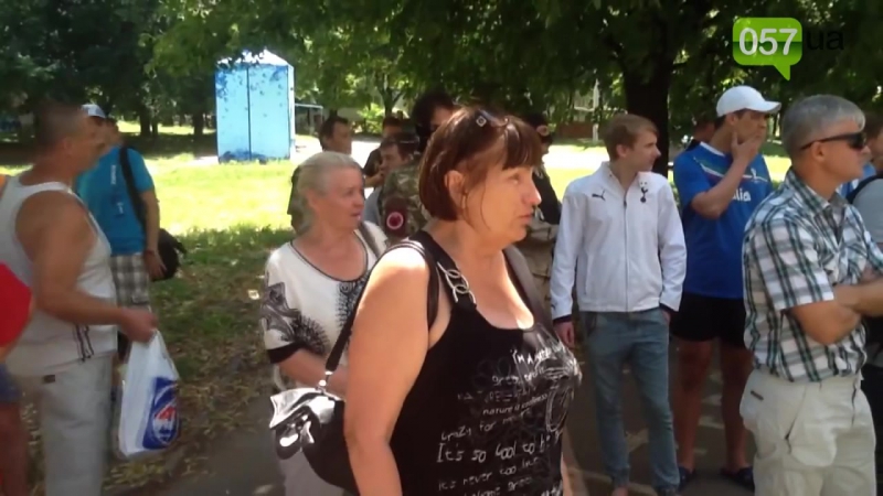 Представниками територіальної громади м харкова,\московський р н,в героїв труда,32 б\було ліквідовано наркопритон,