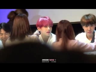 160512 목동팬싸 video updtae 파우치 주인 찾아줄려고 소리질렀는데 옆에분이신 호석이 빵터졌고 태형인 뻘줌해서 긁적긁적💤💤 #뷔 #태형