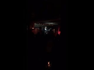 The @lewiscapaldi showcase was incredible this guys a fucking star! also, unless im hallucinating, selegend niall were sitting