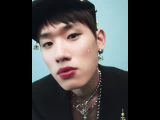 The dgmenfw21 fashion show dgbeauty look james is wearing the only one lipstick in dgamore 640 dolcegabbana dgtogether