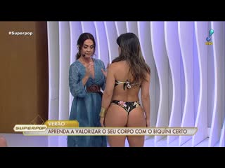 Desfile de biquíni no superpop