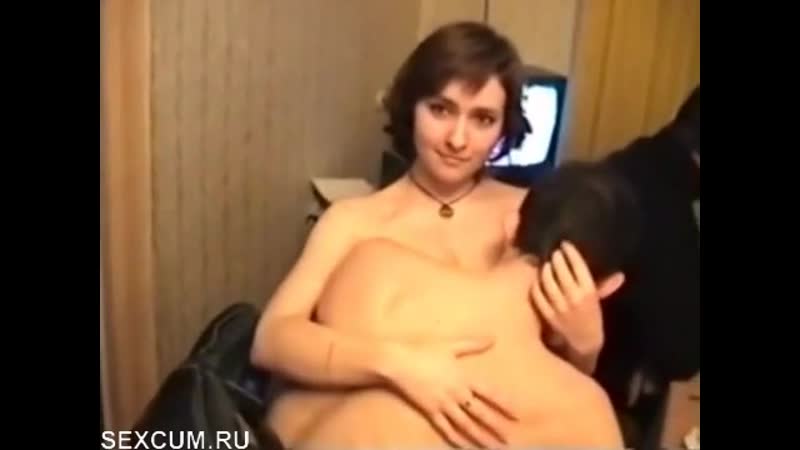 әдемі үй секс