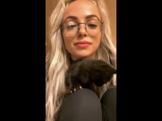 Liv morgan | #livmorgandiary little liv with little kitty 🐱