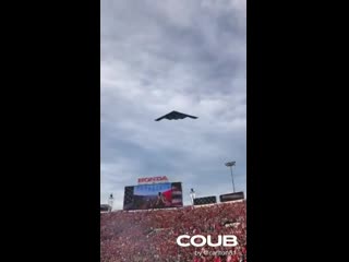 Northrop b 2 spirit | rose bowl stadium