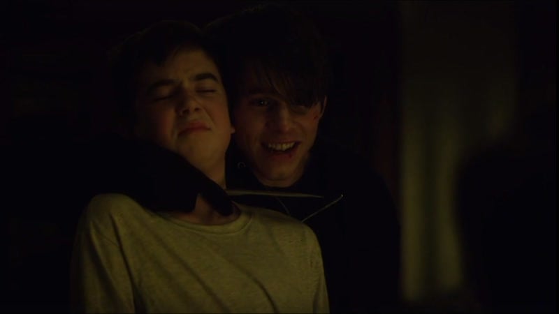 Тише, малышка, не плачь / кошмарный нянь (2017)